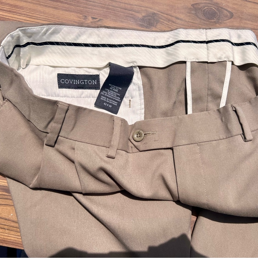 Covington Men's Tan Dress Pants